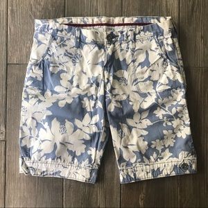 Hollister Floral Shorts Size 1
